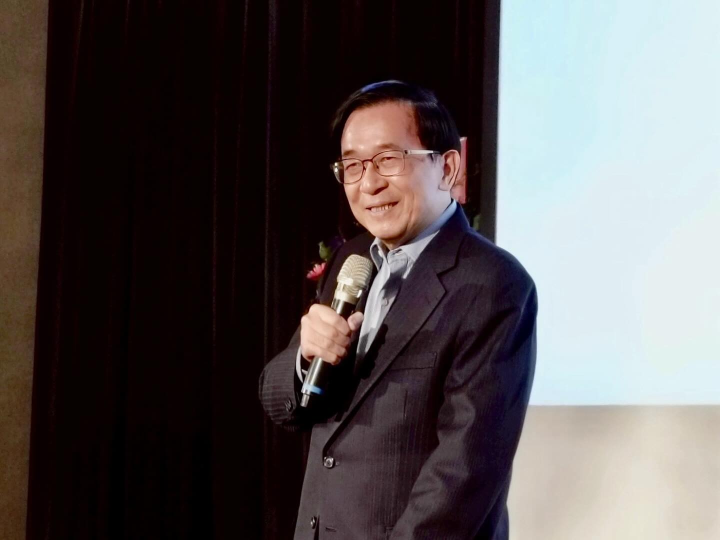 【胡文琦專欄】游盈隆發文後 青鳥應約阿扁 258 【胡文琦專欄】游盈隆發文後 青鳥應約阿扁 257