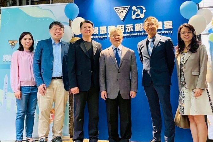 中央大學與鑫鼎奈米合作 聚焦氫能關鍵技術 85 20250428 1