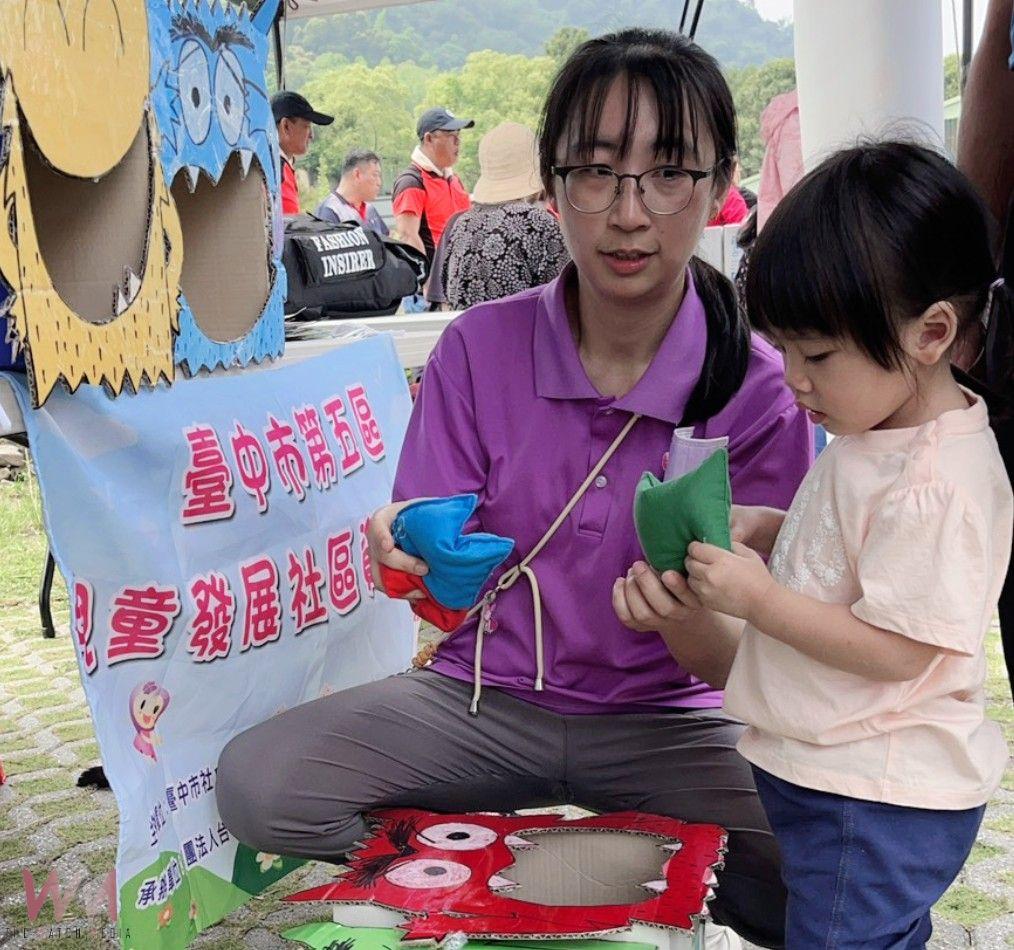慶祝母親節 弘毓舉辦親子健走 豐原翁子里500人熱情響應 - https://www.watchmedia01.com