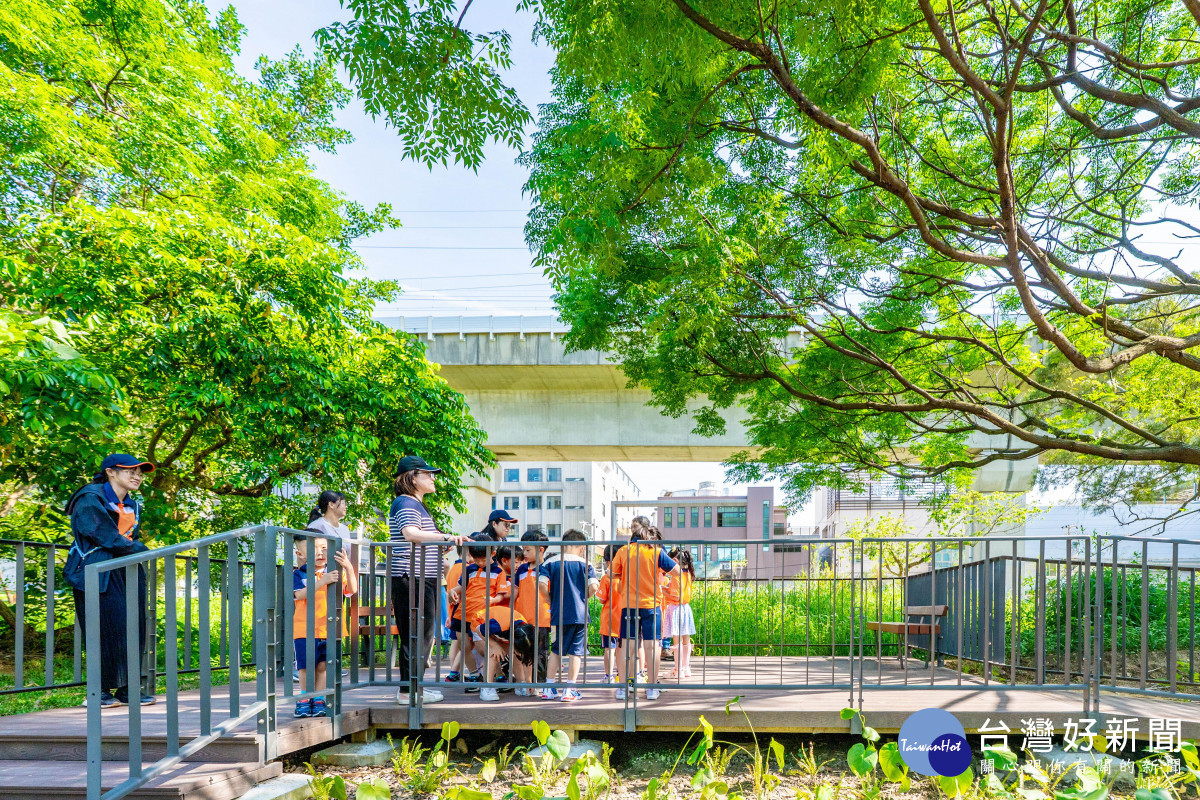 營盤溪綠廊工程打造綠色廊道，為市民提供優質生活環境。