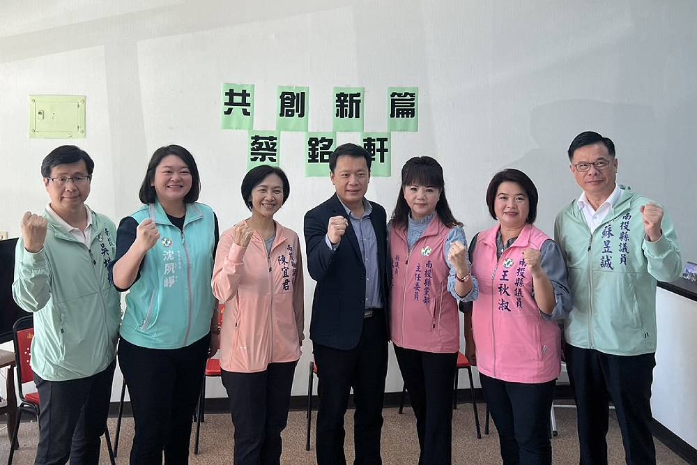 陳宜君未支援罷免被點名? 林右昌:會關心個別罷免區黨公職是否努力協助 210 陳宜君未支援罷免被點名? 林右昌:會關心個別罷免區黨公職是否努力協助 209