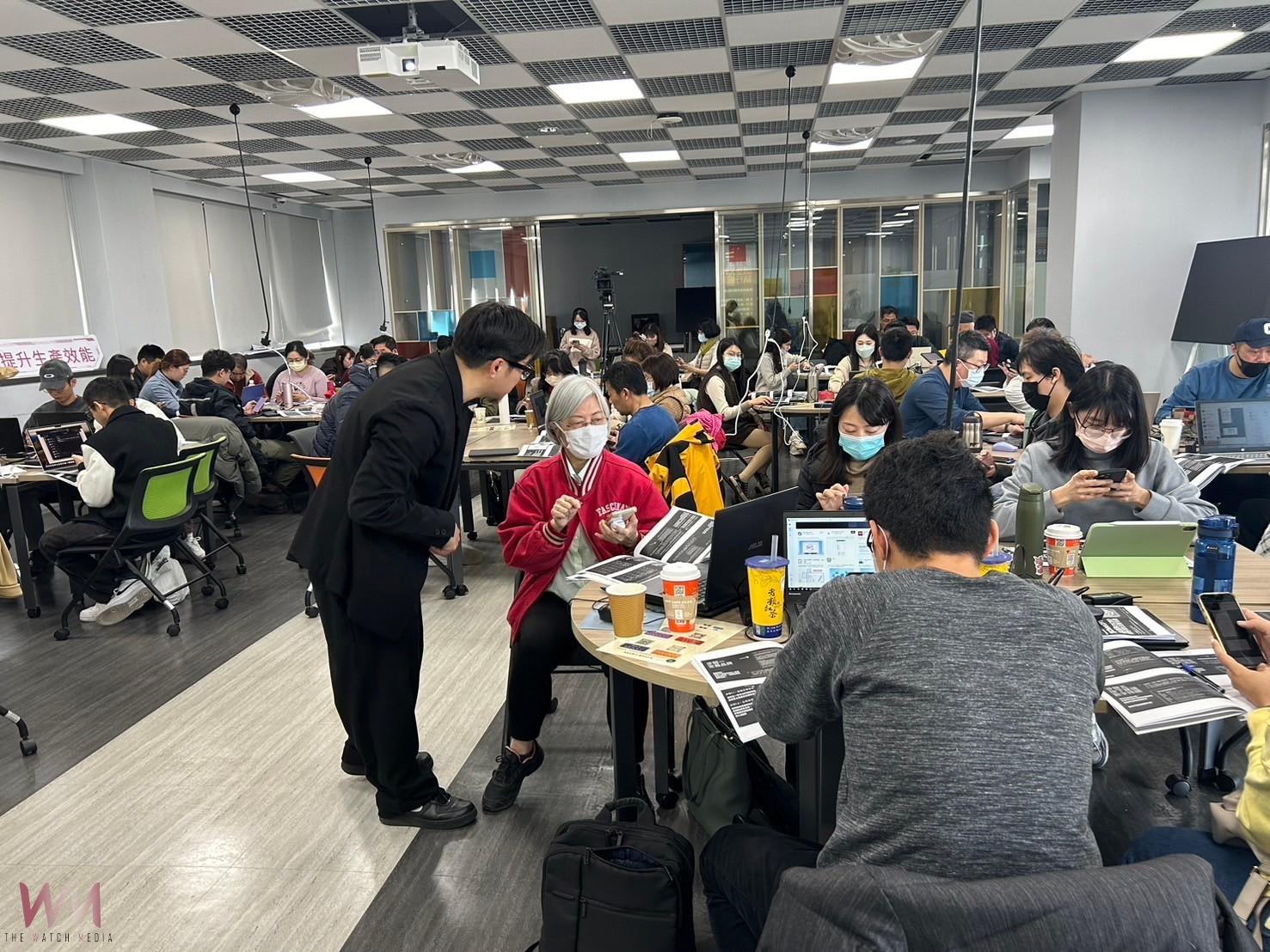 提升市場競爭力!中市首創「企業AI應用學院」 助隱形冠軍企業邁向智慧轉型 - https://www.watchmedia01.com