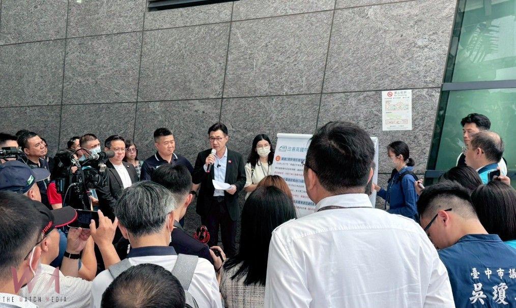 立院江啟臣考察台中高鐵特區路網 交通局:盼中央助改善聯外動線 - https://www.watchmedia01.com