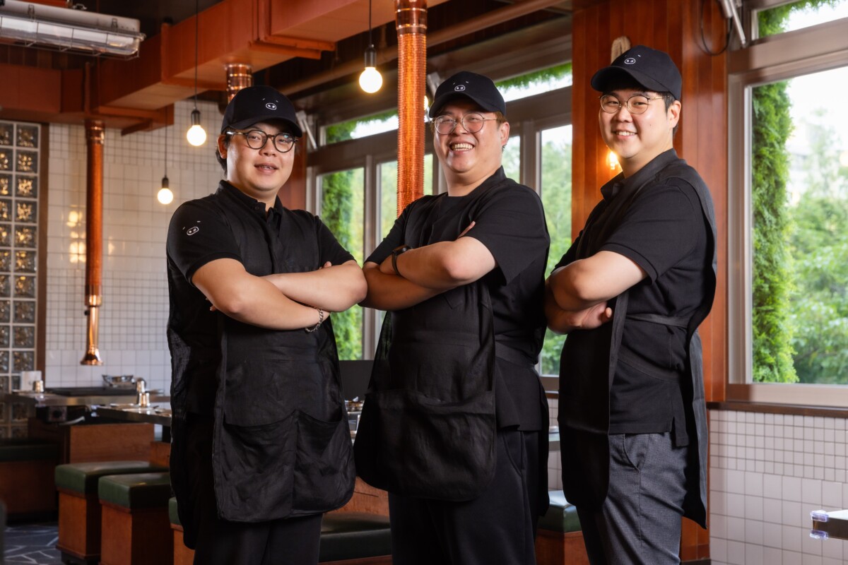 台韓「金豬食堂」堅強陣容坐鎮！左起安煐彬안영빈（韓國）、史峻玹（台灣）、金根浩김근호（韓國）。台灣金豬食堂官方提供