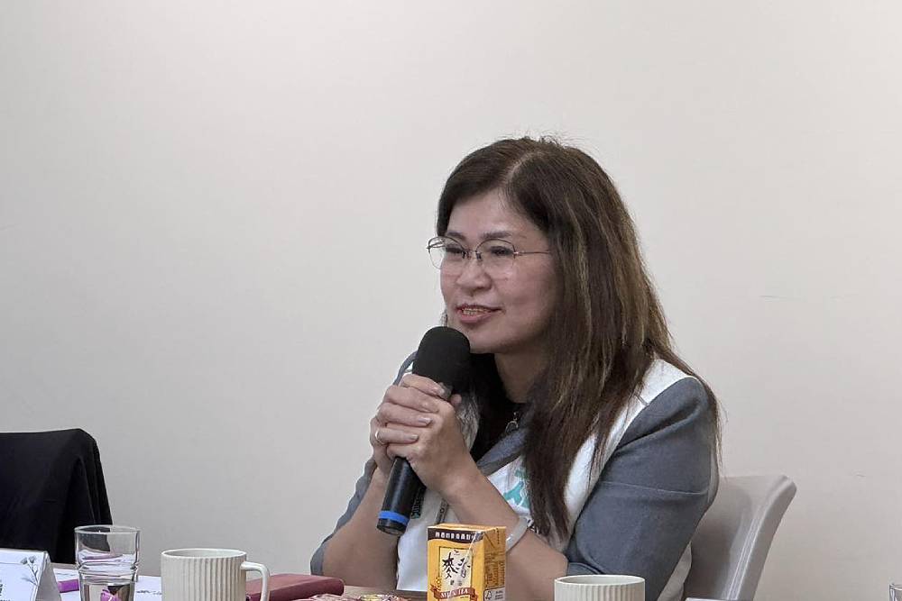 鄭正鈐遭疑僱移工上凱道 麥玉珍:落實憲法賦予權利 220 鄭正鈐遭疑僱移工上凱道 麥玉珍:落實憲法賦予權利 219