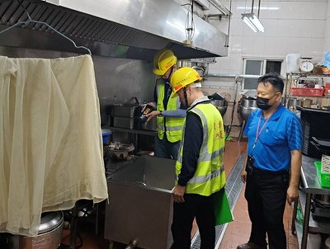 維護公安再強化!中市府完成50家大型用氣餐飲業專案稽查 12家違規業者將依規裁罰限改