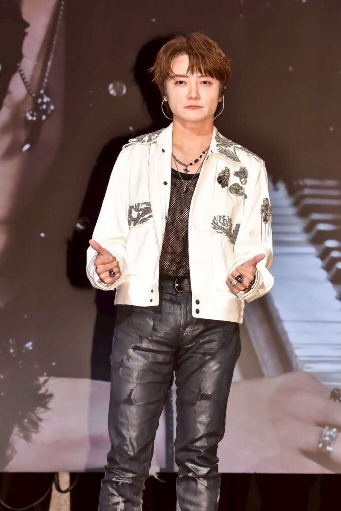 音樂才子阿沁宣布2025全新巡迴演唱會《記得愛2.0 REMEMBER LOVE 2.0》。