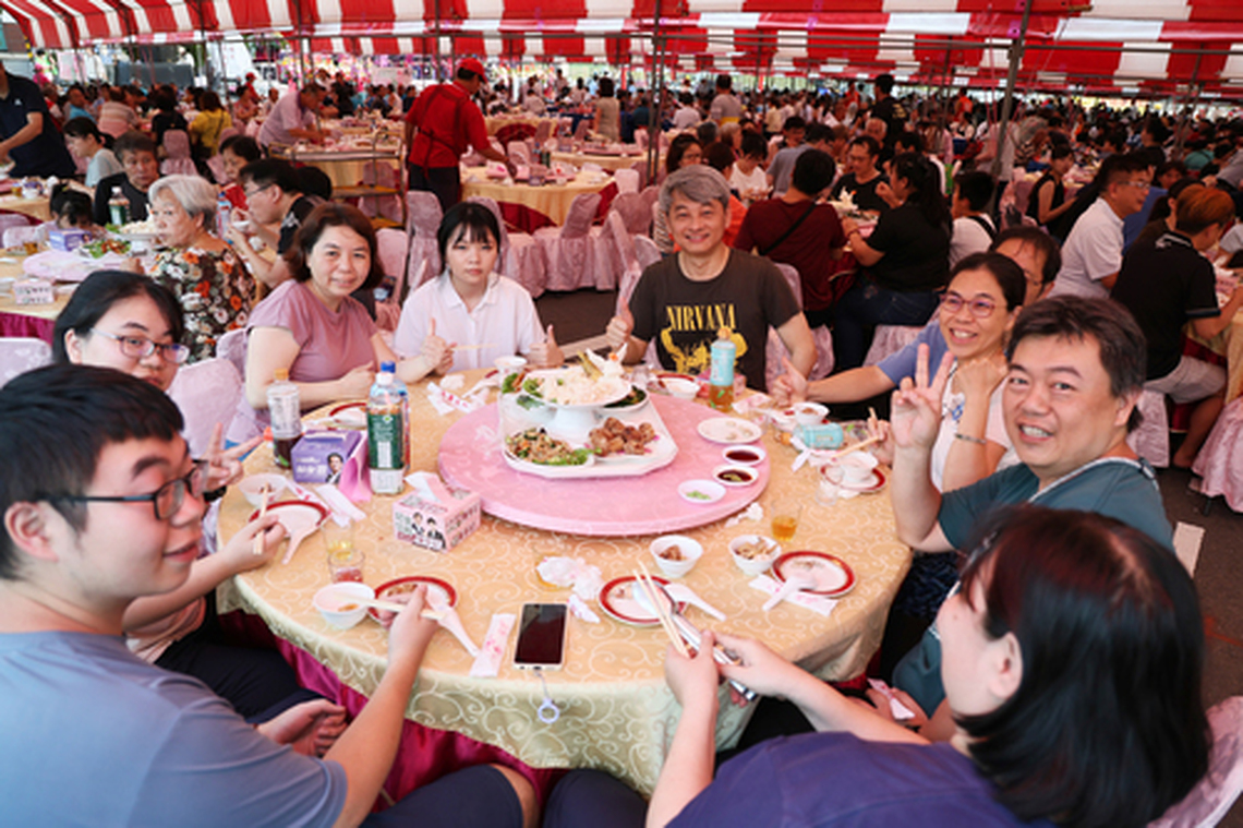 台南龍崎鳳梨好筍雞160桌慶母親節