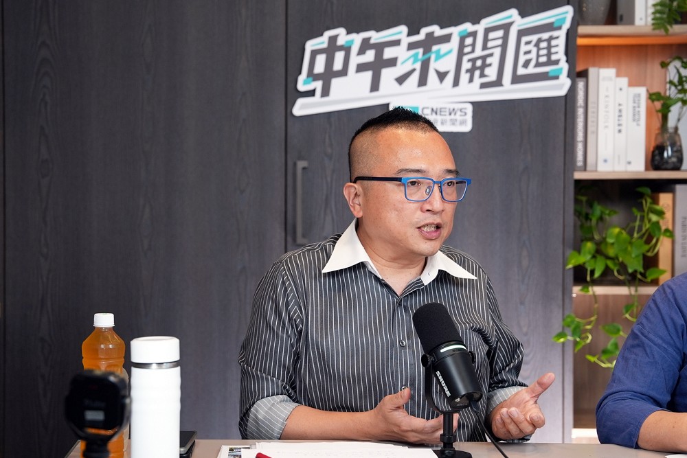 中午來開匯/週刊爆料郭智輝 周榆修諷:水很深傳聖上旨意 200 中午來開匯/週刊爆料郭智輝 周榆修諷:水很深傳聖上旨意 199
