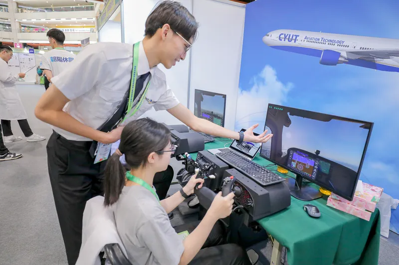 教育部期望透過本競賽,鼓勵全國技專校院學生積極從事專題研究,培養創新思考模式,強化學術研究能力與實務發展技能