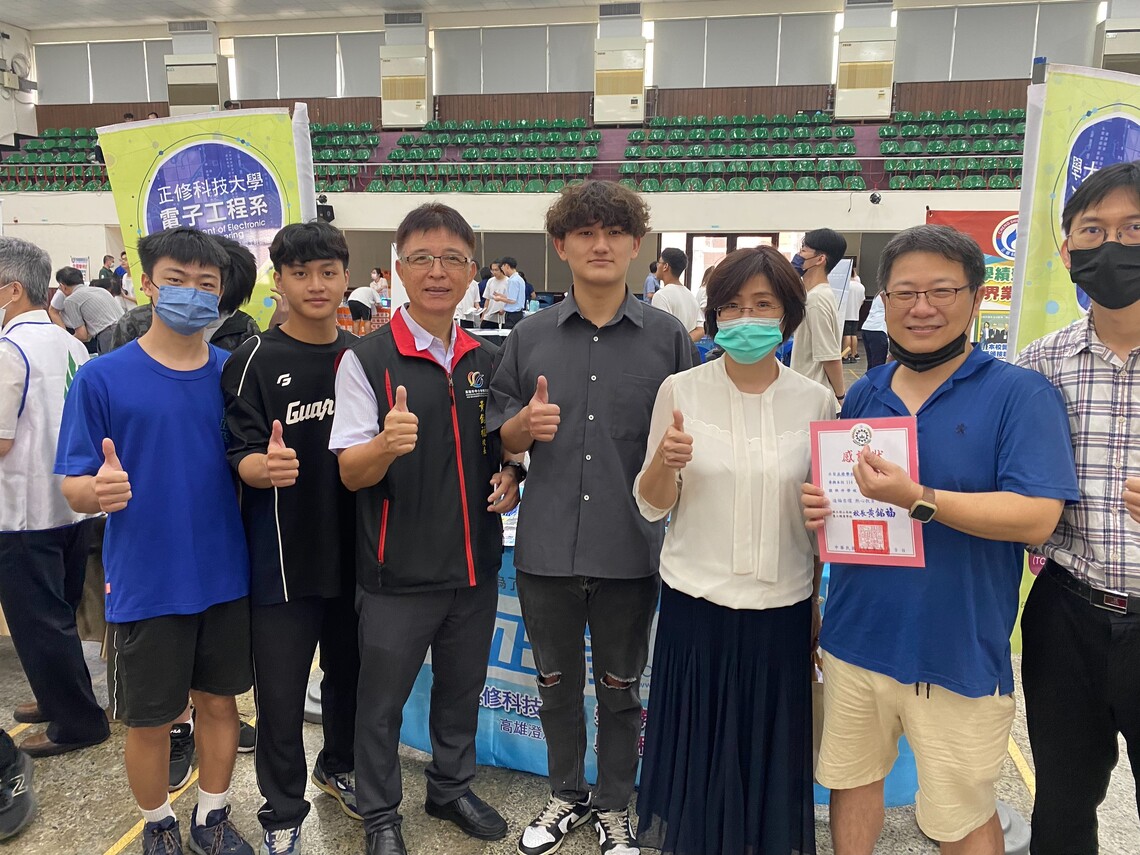 漾新聞|升學就業一次看！岡山農工博覽會爆人潮