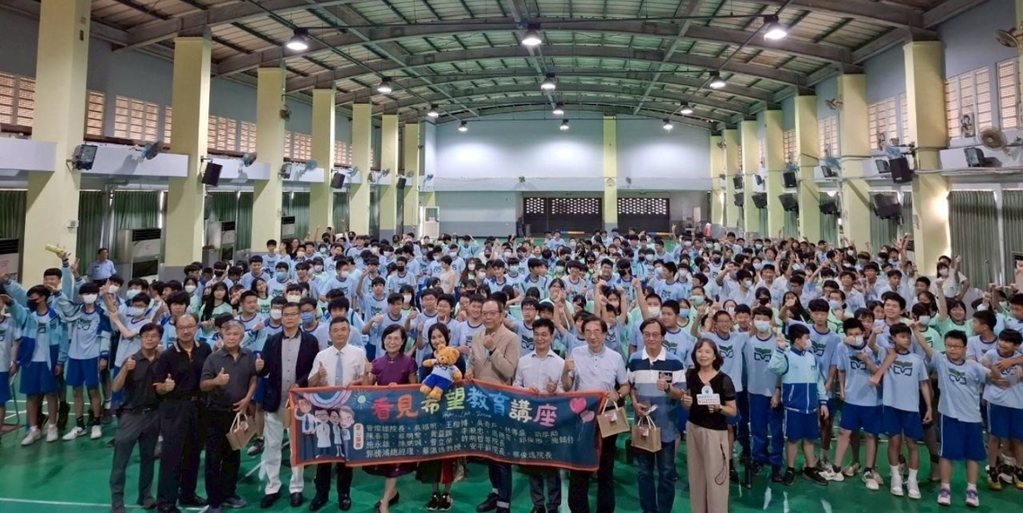 漾新聞|她用AI唱出陽明之歌!公益行動家沈芯菱現身講座感動全場