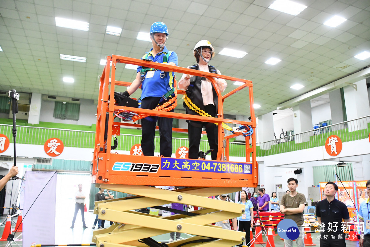 彰化職安開麥拉，推動職業安全文化向下扎根校園。圖／記者鄧富珍翻攝