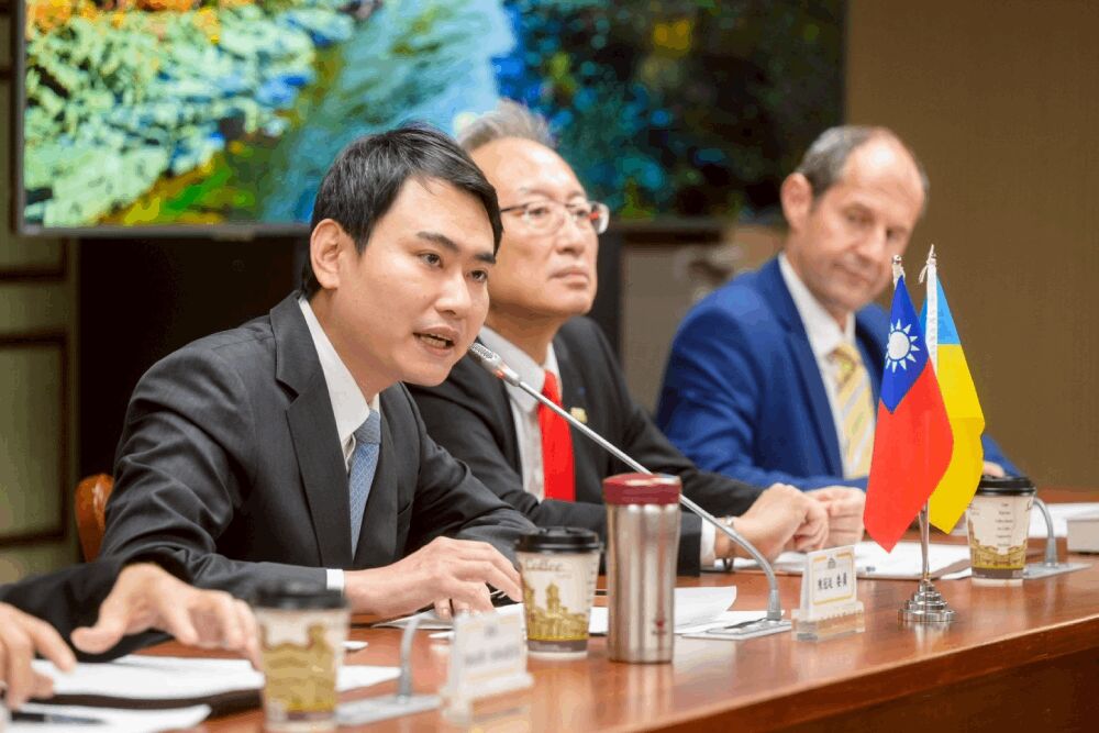 朱立倫「納粹說」不道歉反嗆國際　陳冠廷：與普丁邏輯如出一轍 217
