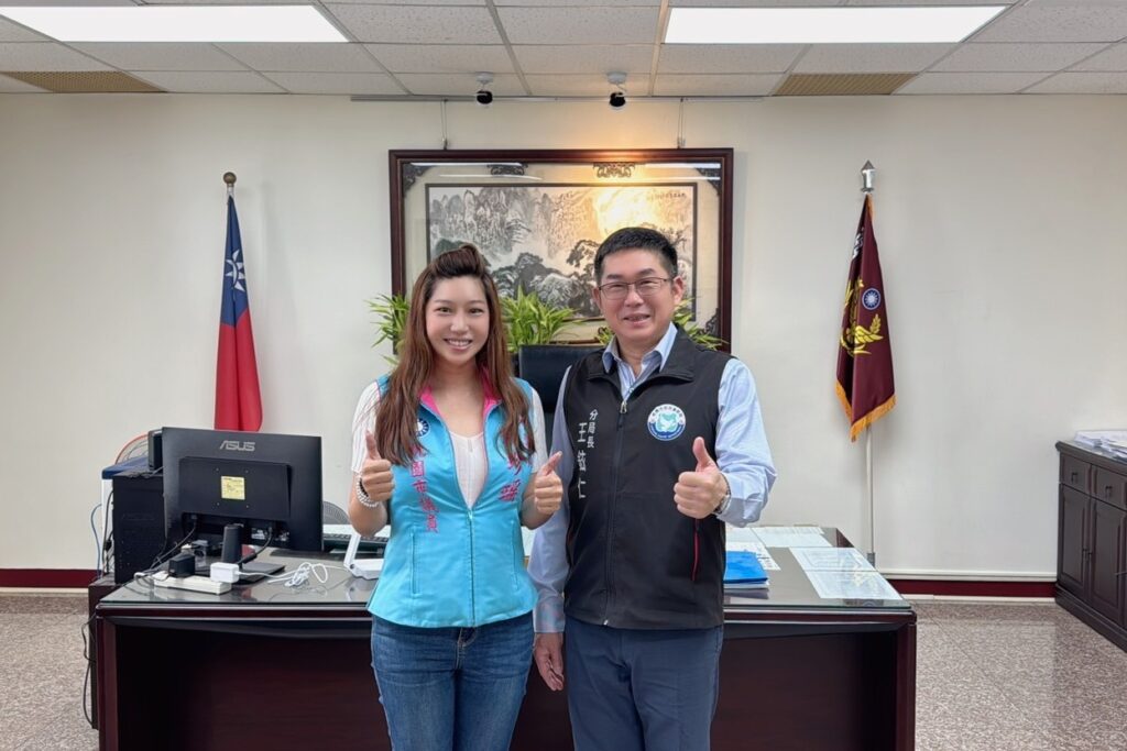 5月女王節  朱珍瑤議員贈八德女警燕窩  感謝為八德孩子守護治安