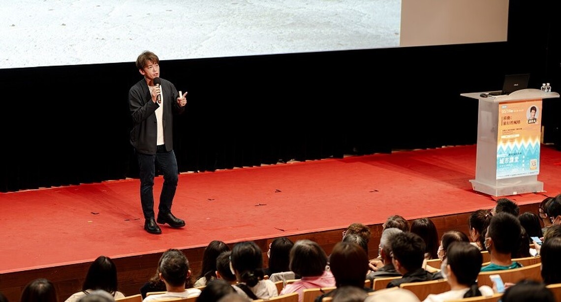 高市圖邀請謝哲青分享世界視野 「移動：旅行的風格」透露各國交通的百種樣貌！