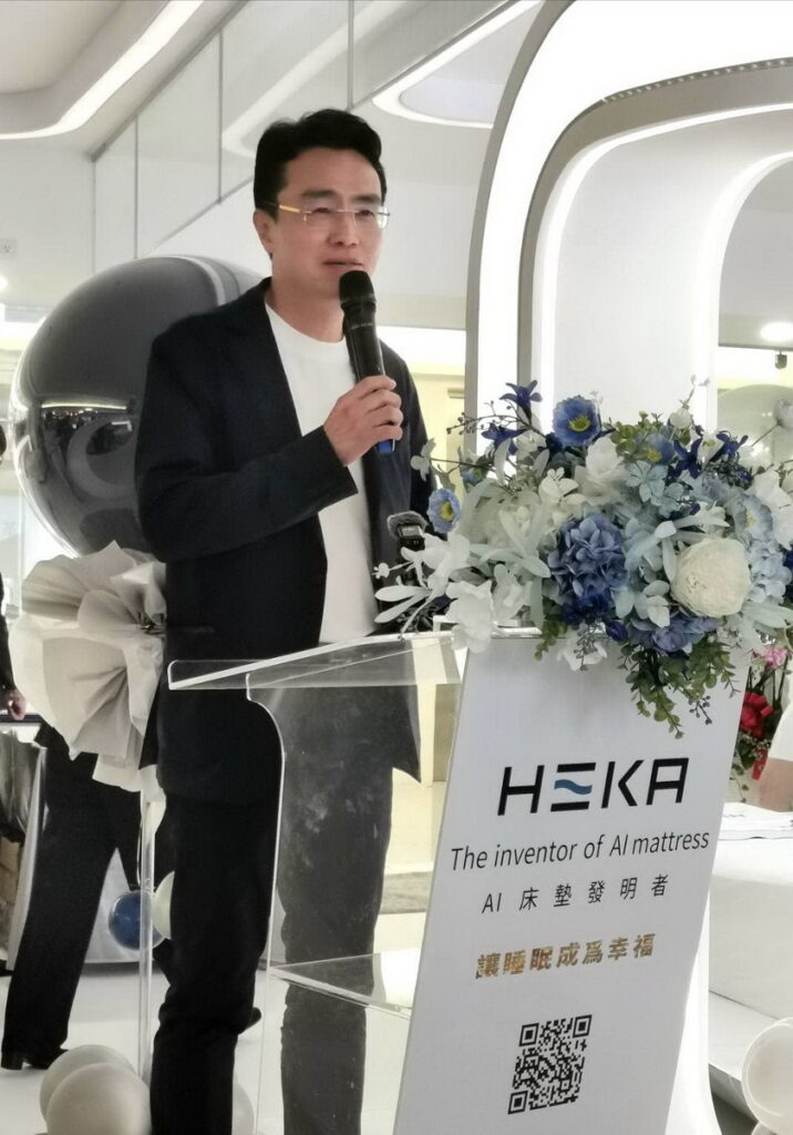 HEKA台灣區總經理 周瑞鴻致詞。