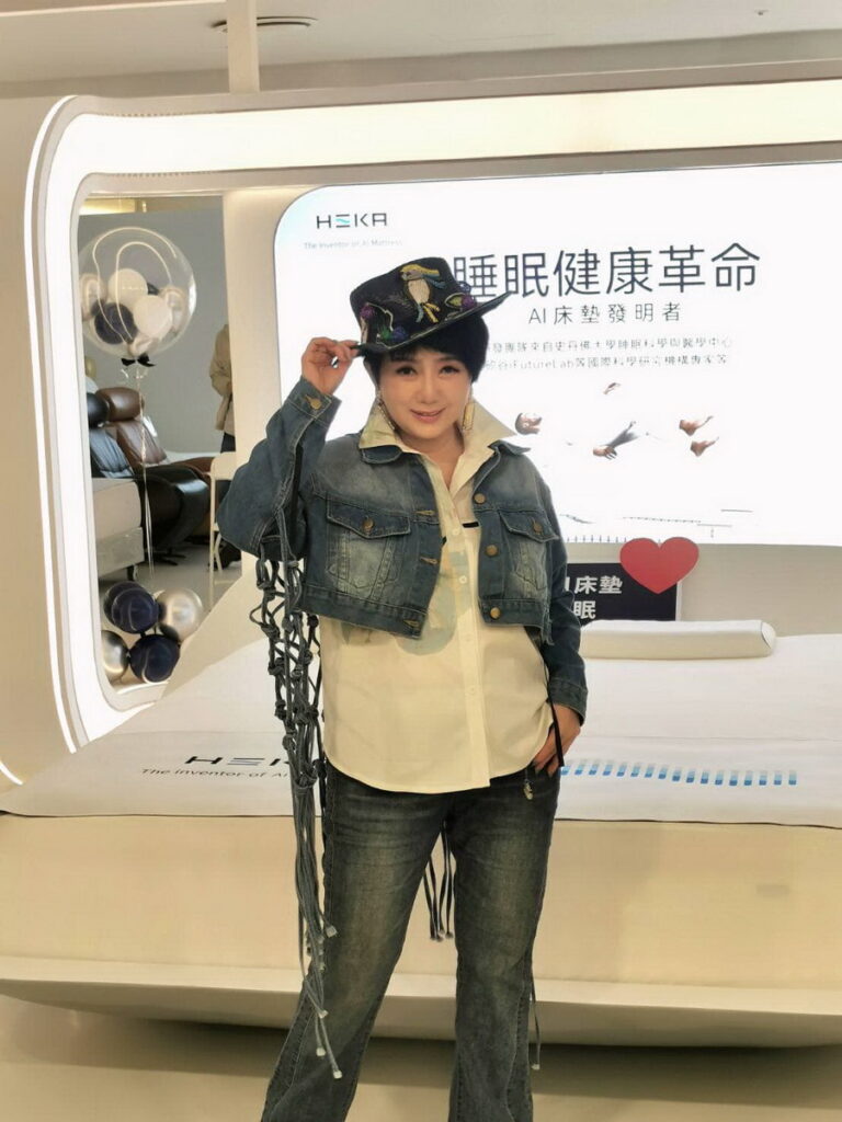 特別嘉賓周思潔老師。