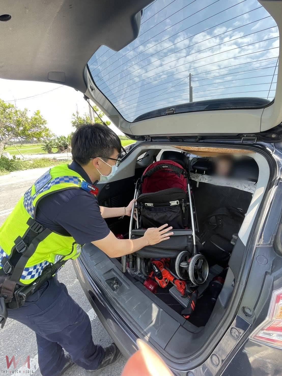 烈日下母揹嬰徒步20公里接小孩 員警即時援手傳遞社會溫情 - https://www.watchmedia01.com