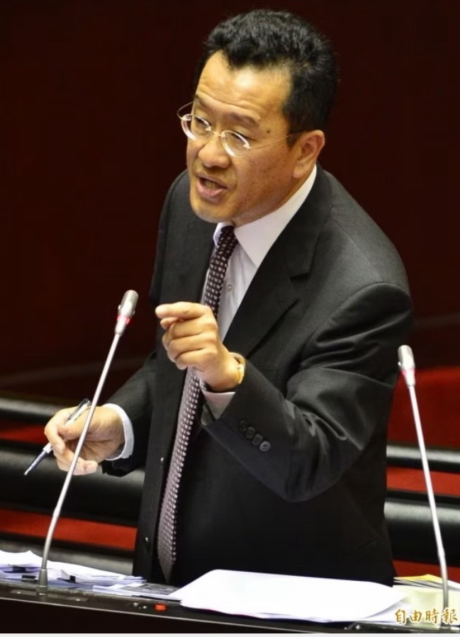 520即將入閣接任國防部長的顧立雄,8年前擔任立委期間曾力推毒品除罪化一度引發爭議。(圖/翻攝自臉書)