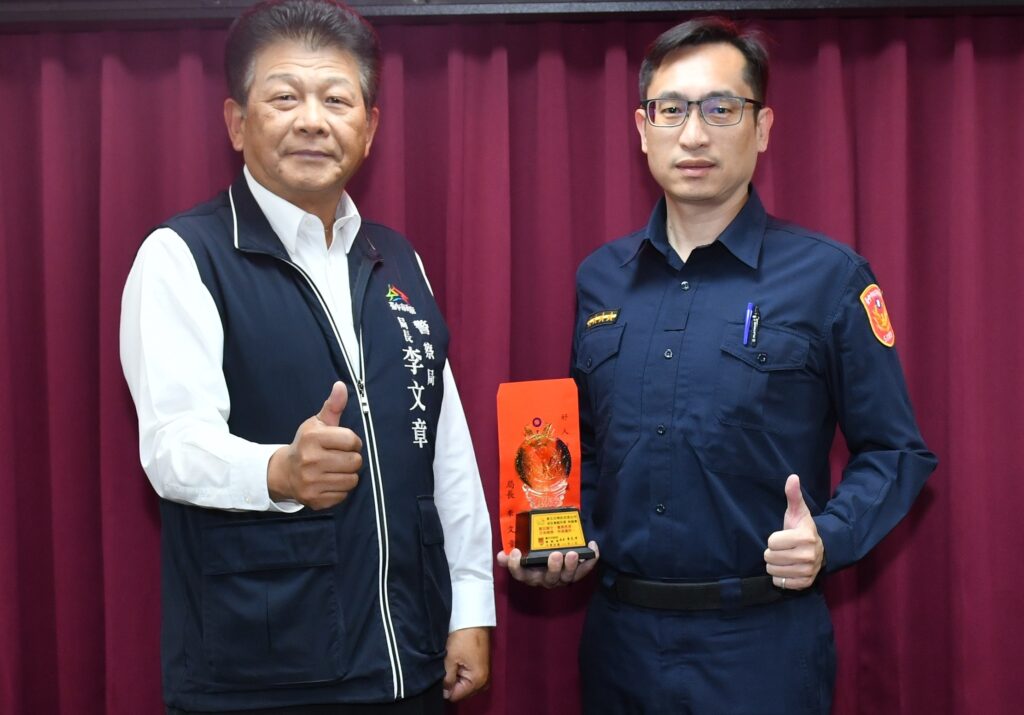林智偉成功搶救輕生女          李文章表揚直稱好樣的