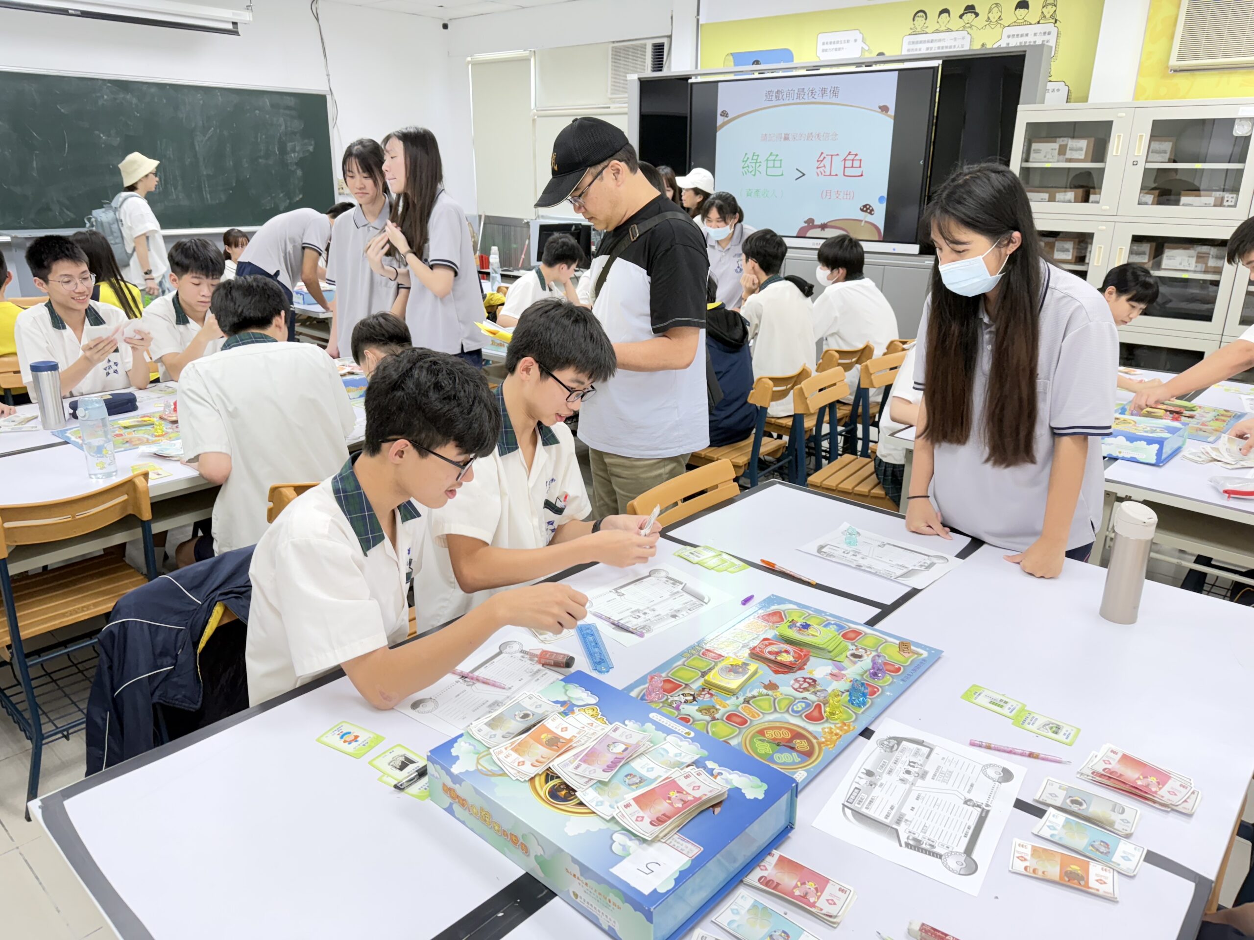 武崙國中八年級職探選擇二信技高進行多元體驗收穫滿行囊 8 5312F387 889C 4F03 904E 63A8A4BB19ED scaled