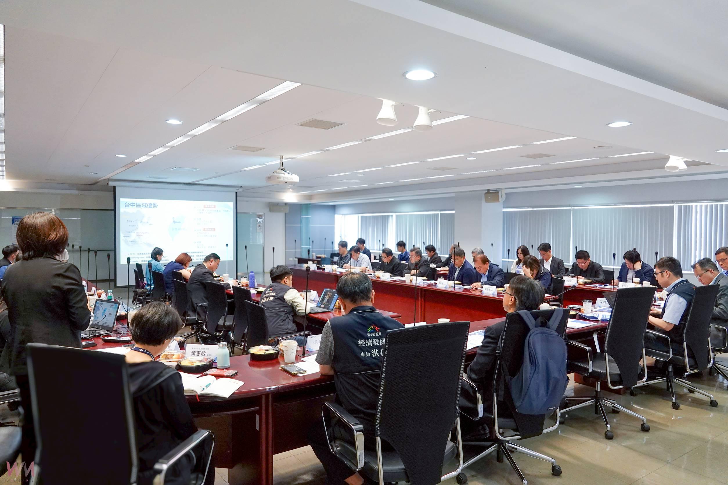 智慧台中新動力!海內外AI專家齊聚研商數位產業發展 中市府:邁向國際數位城市 - https://www.watchmedia01.com