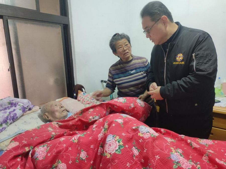 新竹榮服處協助雙老榮民家庭 妥善長輩服務照顧