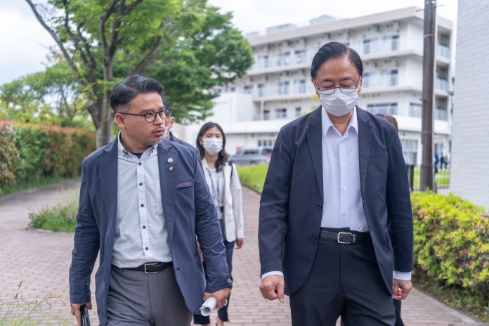張善政日本實地考察 為桃園社宅政策注入新思維 S__17367160