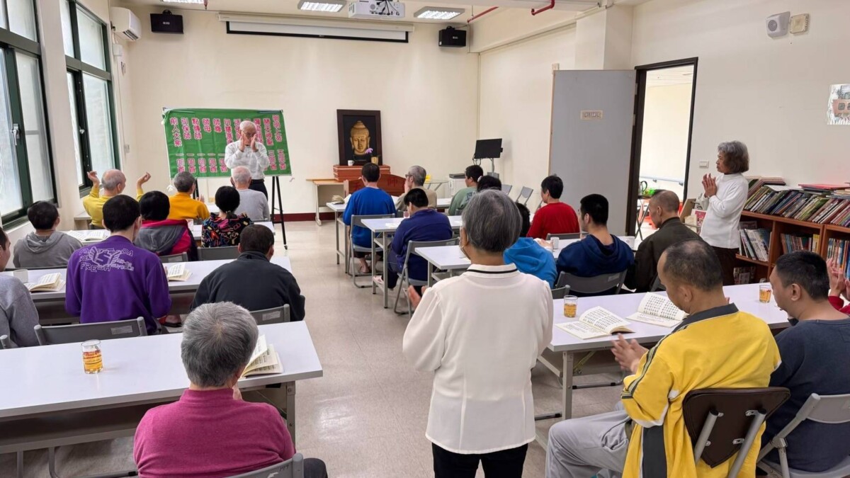 5210773387e85ac16863a221d530b902