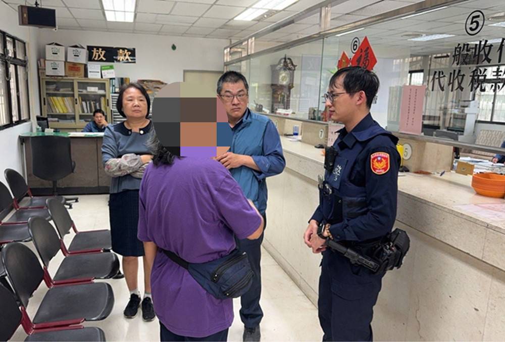 到農會匯款20萬元 68歲婦險被假兒子詐騙 261 cnews204250516a10