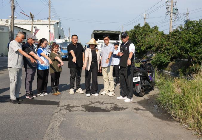 ▲縣府將修繕西螺鎮市場南路大排北惻道路路面,保障運輸安全。(縣府提供)