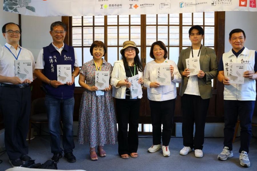 快義人生張李德和全集新書發表 黃敏惠盼以文學滋養城市