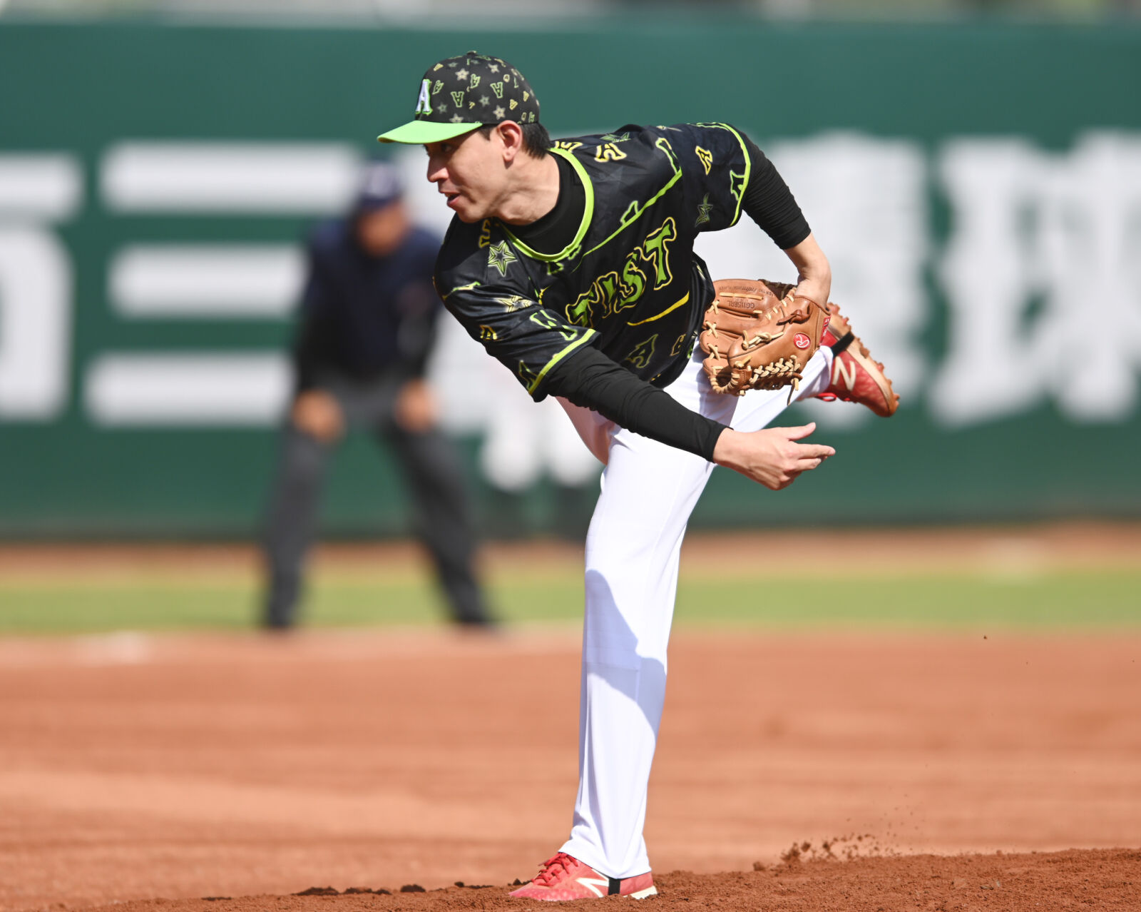 藝人明星隊棒球領先遭逆轉吞敗 馬國畢:會輸是因為「短今」沒來 248 藝人明星隊棒球領先遭逆轉吞敗 馬國畢:會輸是因為「短今」沒來 247