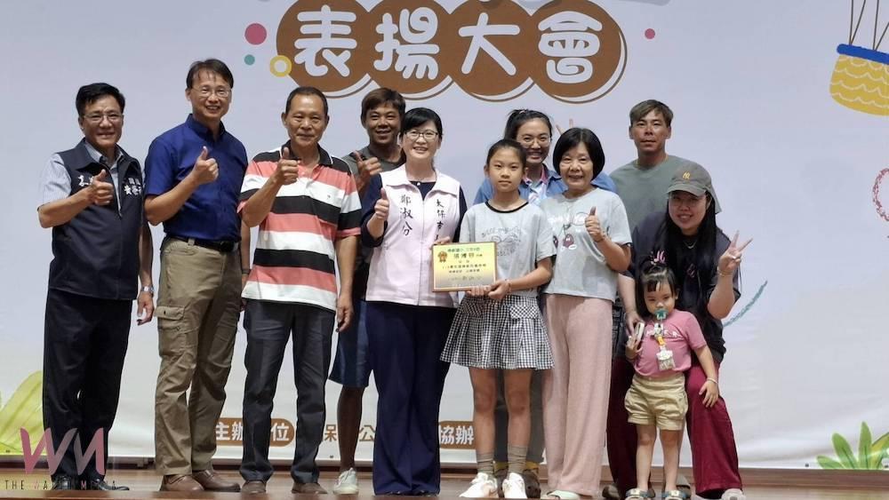 嘉義縣太保市公所今(18)日下午在鄭淑分市長親自主持下,於太保國小活動中心舉辦114年模範兒童表揚大會。(圖/記者陳惲朋翻攝)
