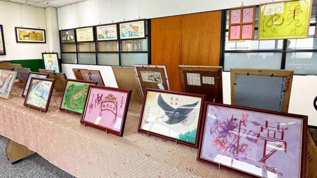 ▲周錦宗村長香跤藝術作展自即日起至5月29日在埔心國中希望藝廊展出,邀請民眾前來共賞,感受傳統信仰與現代藝術的巧妙融合。(埔心國中提供)