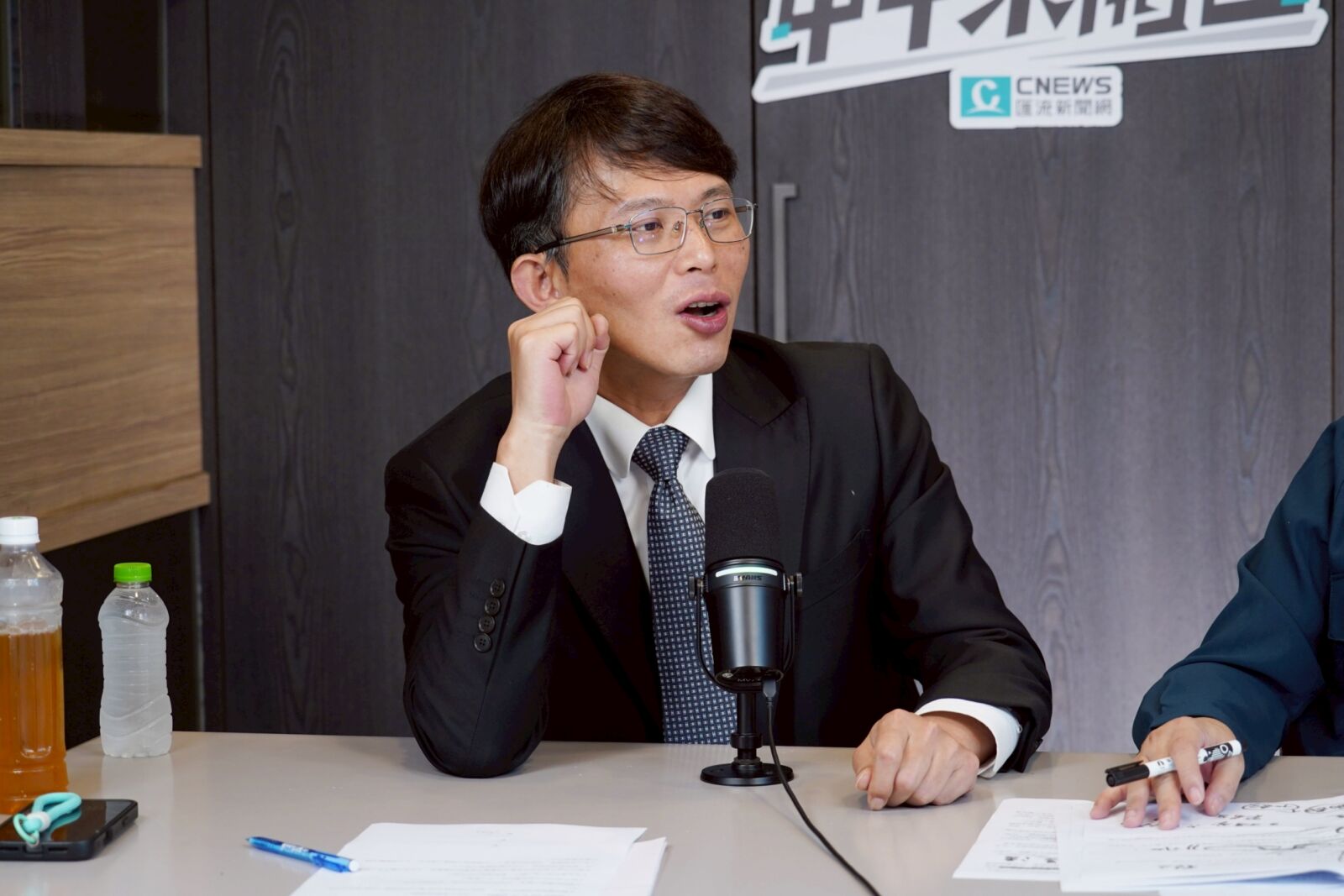 中午來開匯/韓國瑜主持《憲訴法》三讀遭質疑 黃國昌回顧民進黨1事怒嗆大法官 262 中午來開匯/韓國瑜主持《憲訴法》三讀遭質疑 黃國昌回顧民進黨1事怒嗆大法官 261