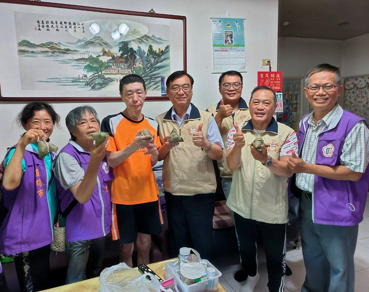 榮民服務處攜手榮欣志工　端午送暖關懷榮民