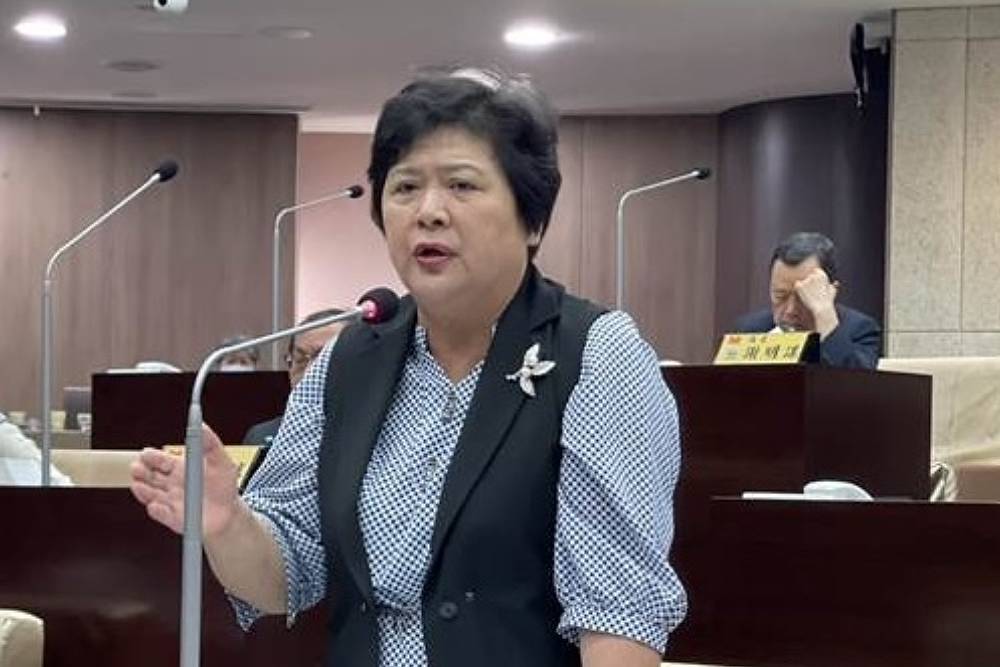 王鴻薇批中央刪預算全面懲罰 南投議會藍黨團籲體察地方困難 254 王鴻薇批中央刪預算全面懲罰 南投議會藍黨團籲體察地方困難 253