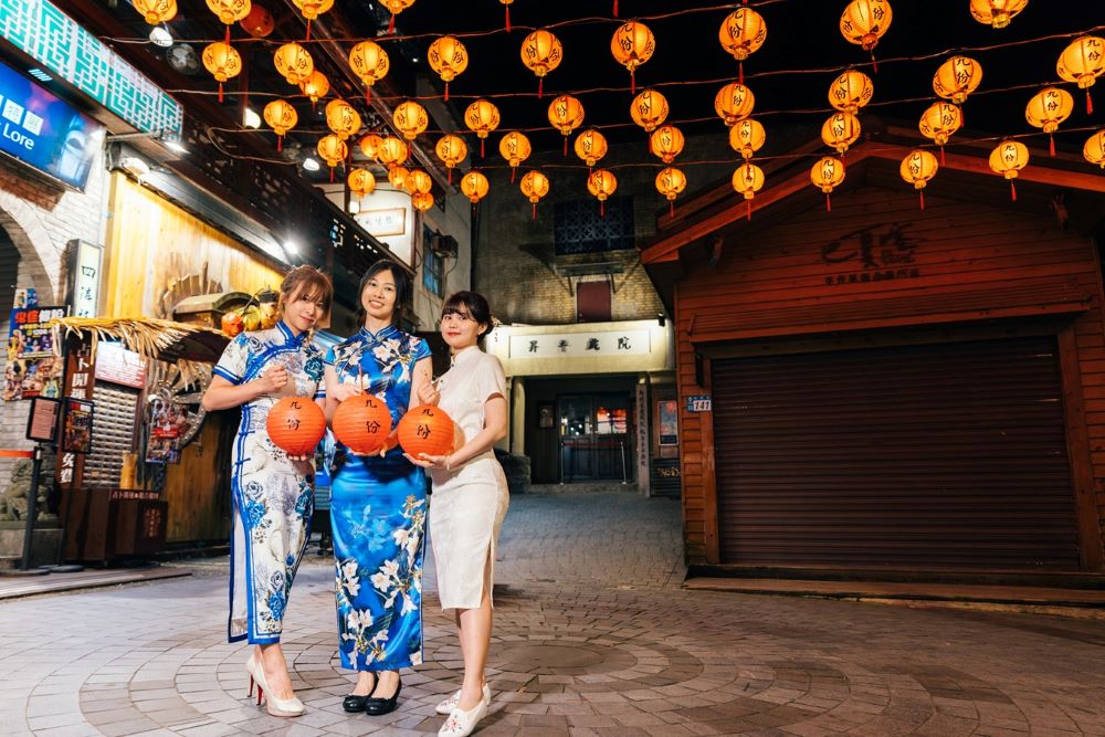 新北商圈初夏活動登場 九份有禮好客節打頭陣 1 《圖說》九份商圈推出「九份有禮好客節」活動,全國唯一提燈遊山城活動,歡迎共襄盛舉。〈九份商圈提供〉