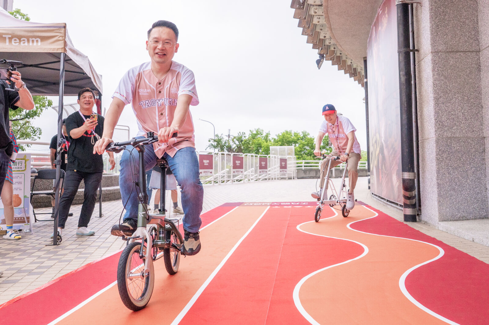 桃園樂天環保永續趴 蘇俊賓讚強強聯手開啟永續新篇 234 桃園樂天環保永續趴 蘇俊賓讚強強聯手開啟永續新篇 233