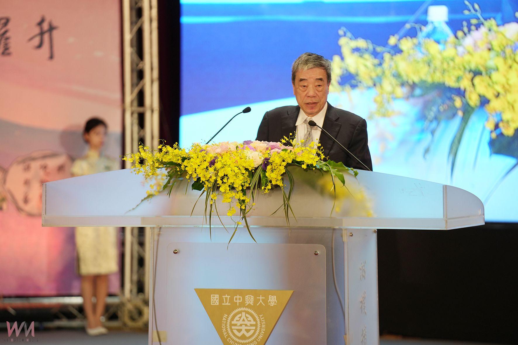 國立中興大學畢典登場 孔祥重院士勉勵以深度思考擘劃未來 - https://www.watchmedia01.com