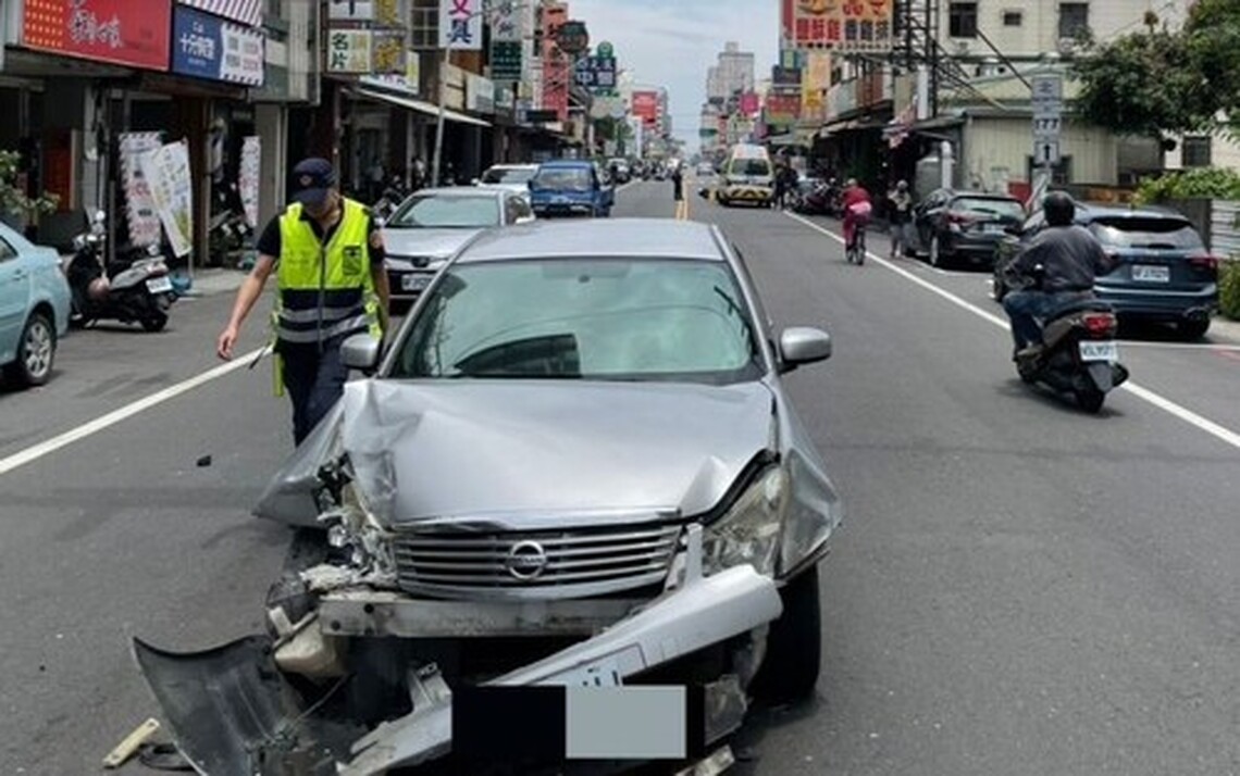台南永康62歲男毒駕車暴衝2人受傷