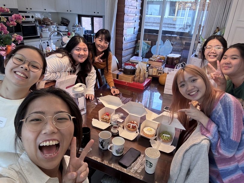 ▲在小組中,他們學會傾聽、信任,也找到願意陪伴的朋友。