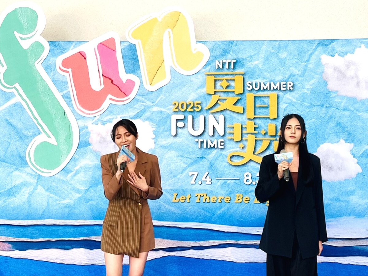 ▲音樂劇《九月啊九月》演員陳品伶(左)與陳垣希(右)現場精彩演繹滾石為戲全新打造的主題曲。(圖/記者顏淑娟攝)