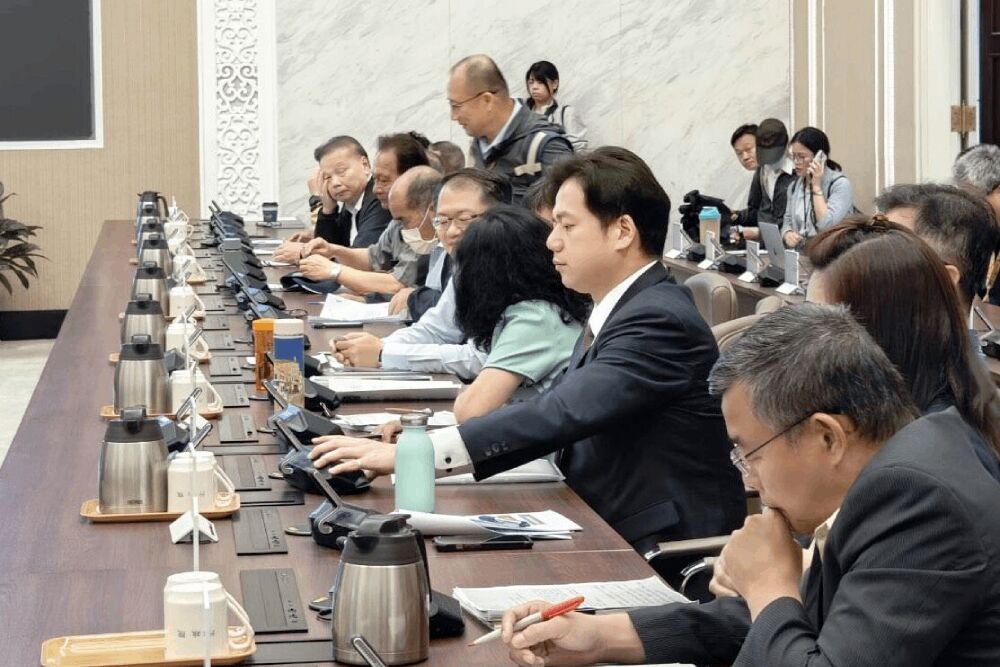卓榮泰主持道安會議 邱臣遠出席爭取最大補助守護行人安全 237 照片來源:新竹市政府