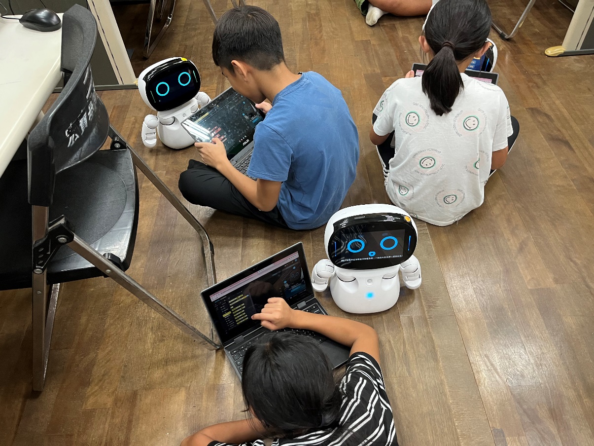 AI教學遊戲化　凱比機器人大冒險夏令營報名開跑 233
