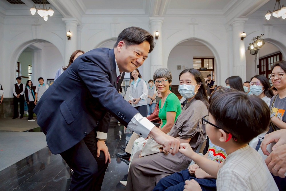 新竹市施政滿意度近7成 邱臣遠:持續積極落實幸福城市願景 238 新竹市施政滿意度近7成 邱臣遠:持續積極落實幸福城市願景 237