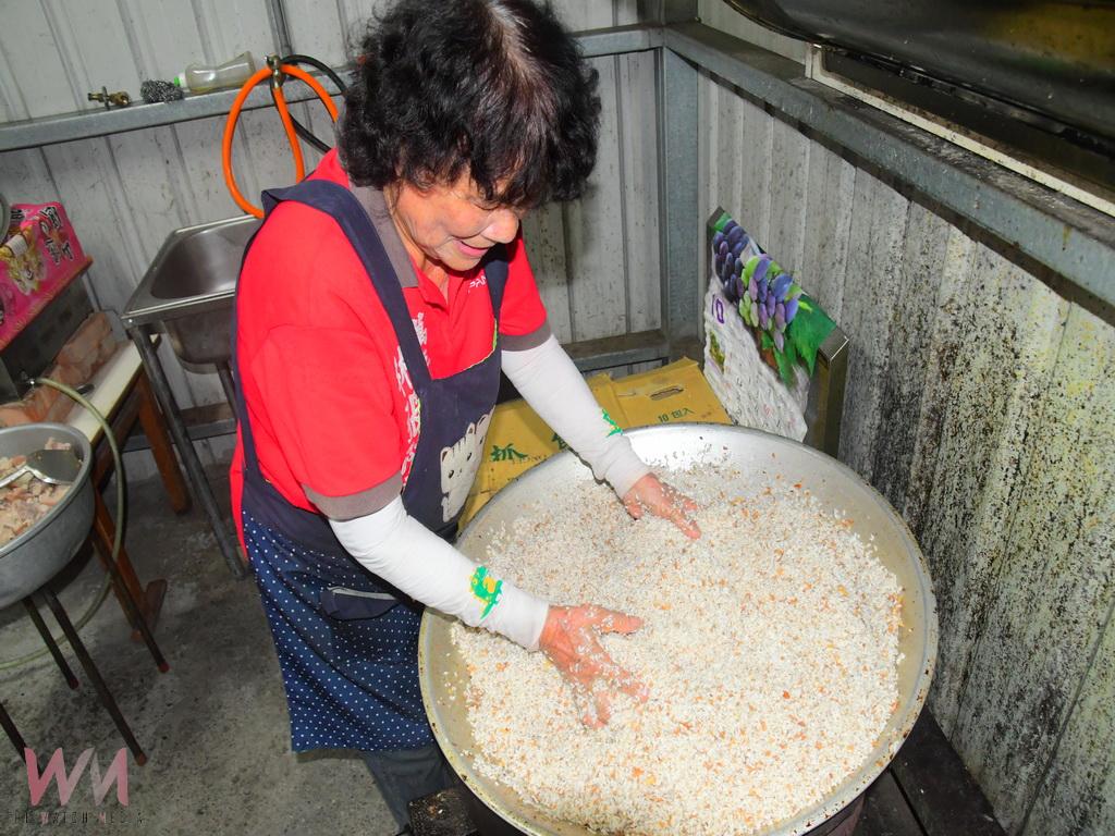 幸福萬年粽員林有名聲 萬年里里林張阿賞包粽法製作料好實在 - https://www.watchmedia01.com