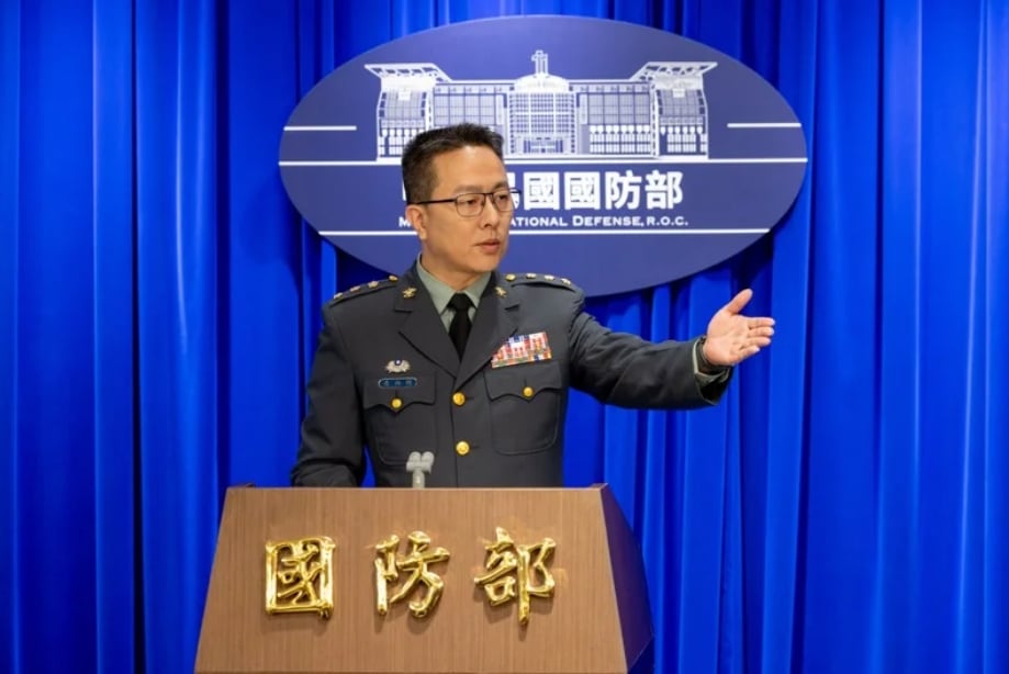 國防部發言人喬福駿對於駐台美軍傳出車禍及駐台人數增加到1千人,都沒有正面答覆。國防部提供